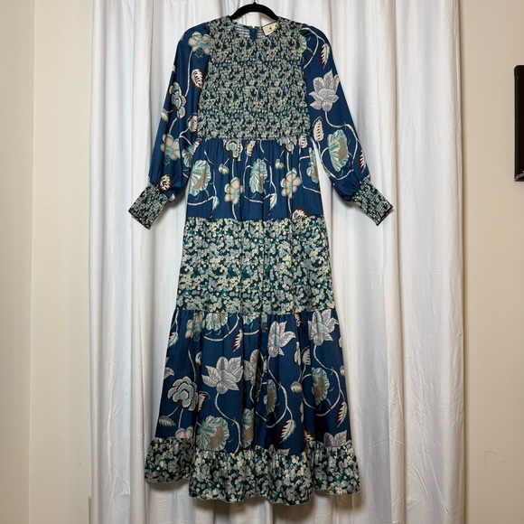 Tuckernuck Libby Floral Maxi Dress Blue Geranium Smocked Small - Picture 2 of 15
